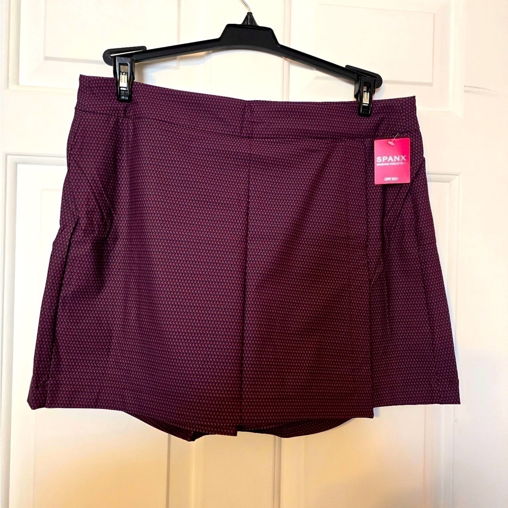 Spanx Womans Skort Large NWT UPF 50 Navy Burgundy Print Tennnis Pickleball Golf